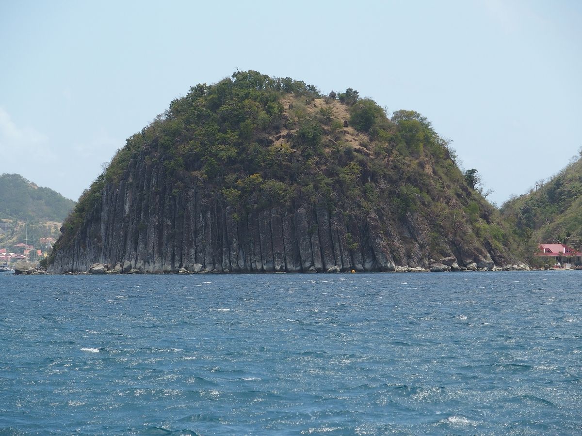 Pain de Sucre bazaltoszlop Les Saintes